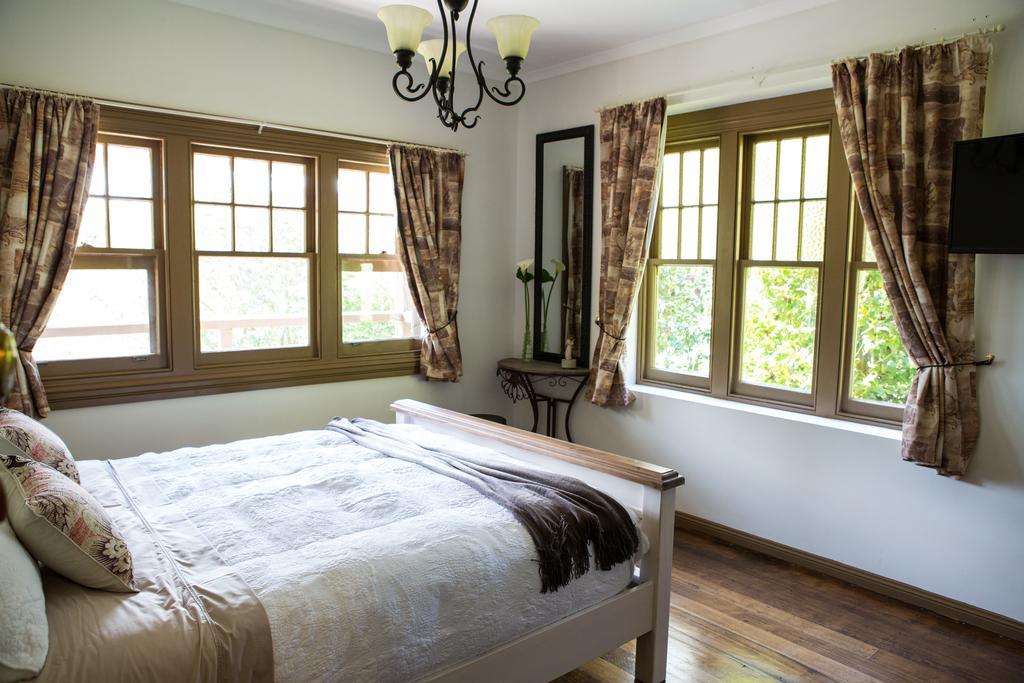 Buttercup Hill Bed & Breakfast Warburton Exterior photo